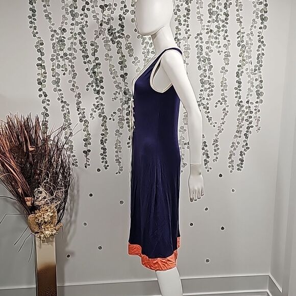 La Made V Neck Midi Summer Dress - Picture 7 of 7